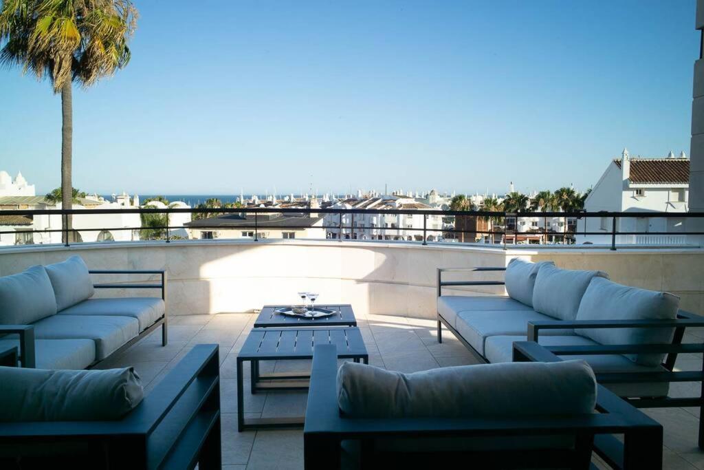 Beachside Villa In Puerto Marina, Benalmadena Bagian luar foto