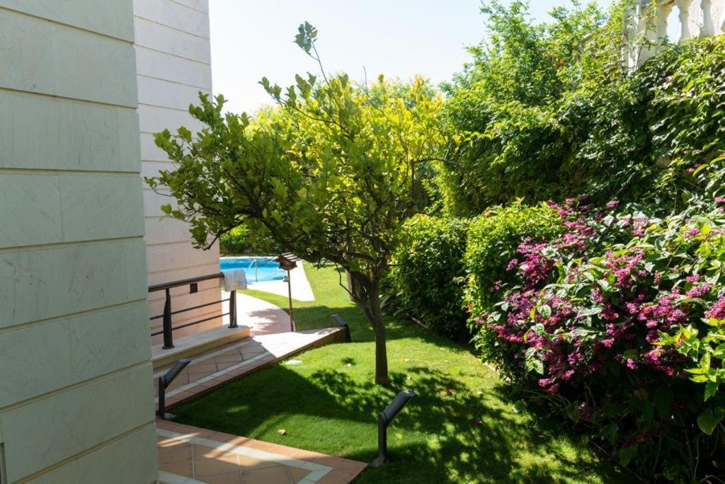 Beachside Villa In Puerto Marina, Benalmadena Bagian luar foto