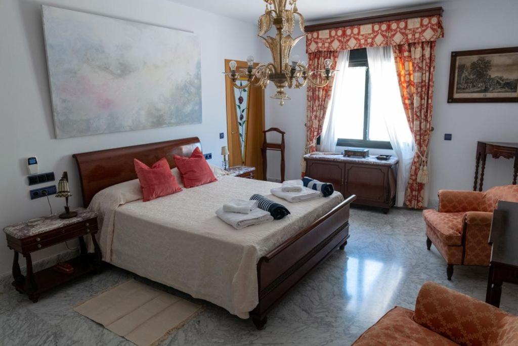 Beachside Villa In Puerto Marina, Benalmadena Bagian luar foto